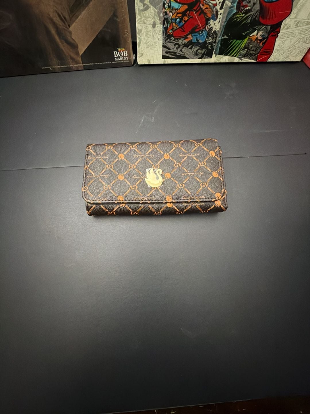 Gloria Vanderbilt Monogram Trifold Wallet Brown 2