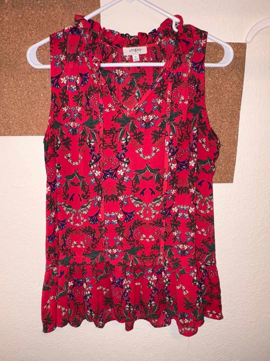 umgee Red Floral Sleeveless Ruffle Hem Blouse Top 3