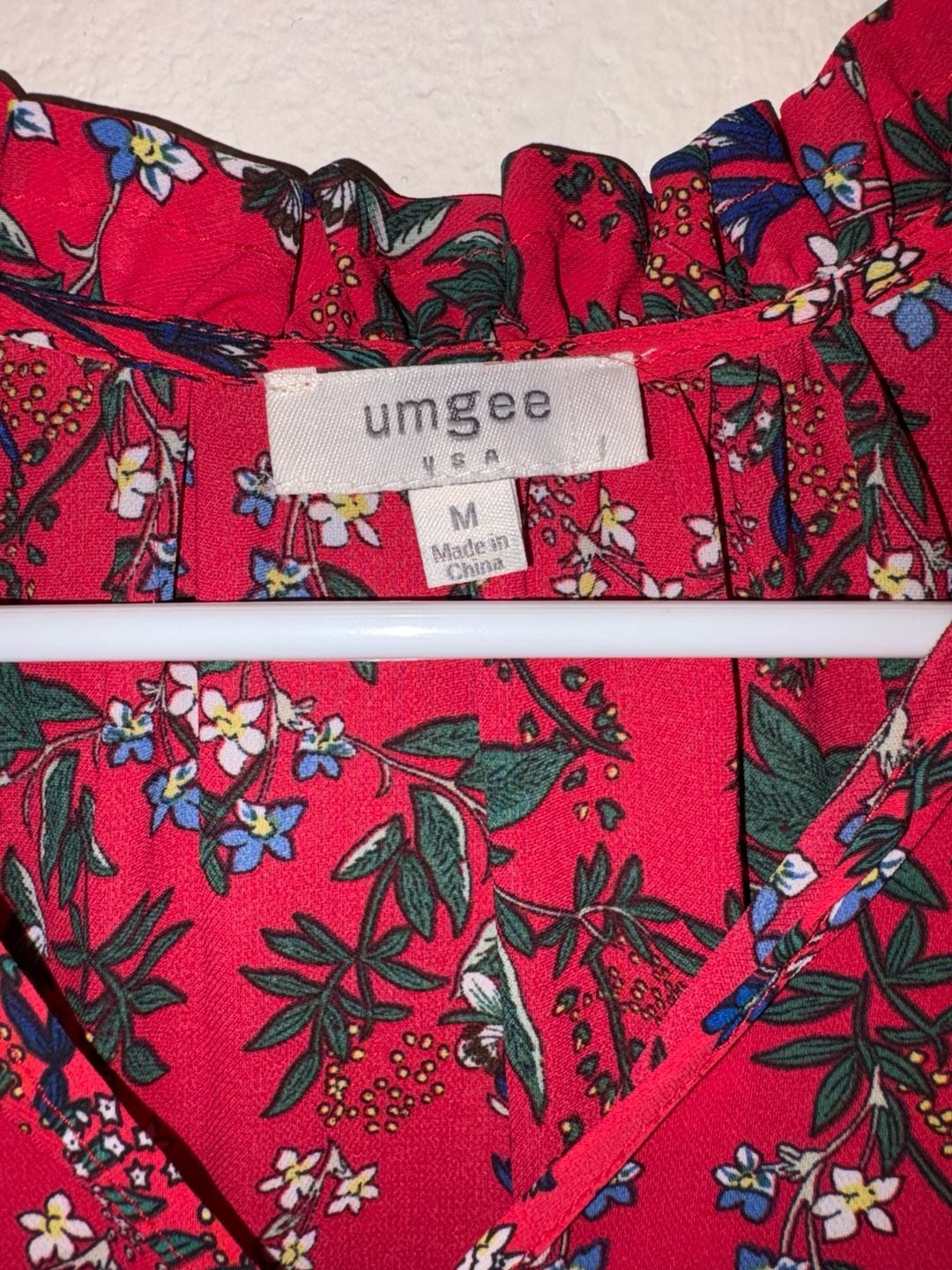 umgee Red Floral Sleeveless Ruffle Hem Blouse Top 5