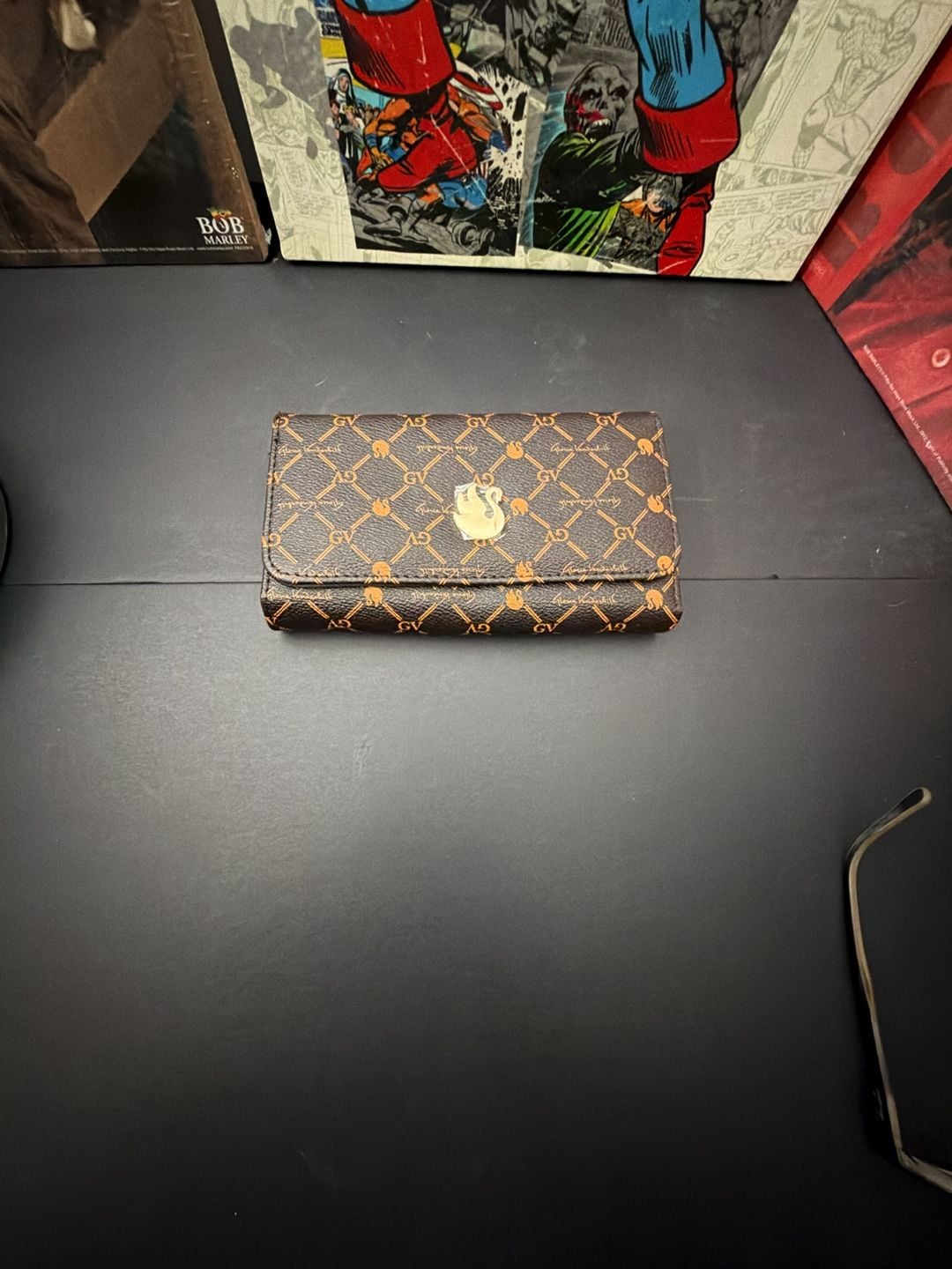 Gloria Vanderbilt Monogram Trifold Wallet Brown 3