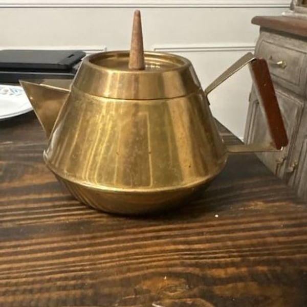Vintage Brass Teapot with Wooden Handle and Spout Tip
