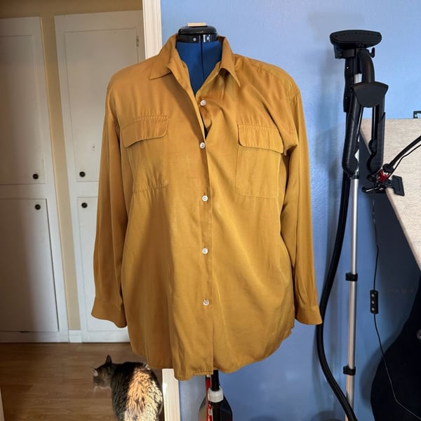 Vintage dress barn Yellow mustard Long Sleeve Button Up Shirt with Pockets shoulder pads