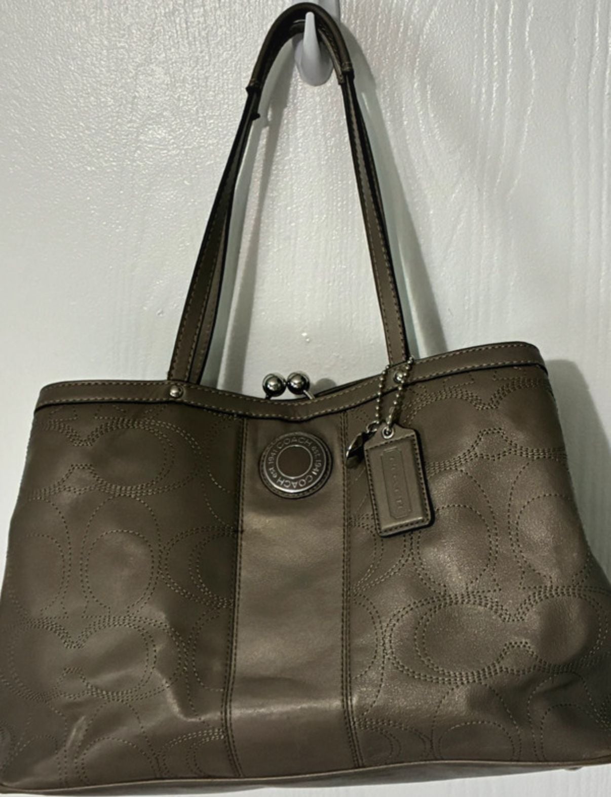 Coach Signature Stitched Kisslock Tote Bag Pewter Metallic 2