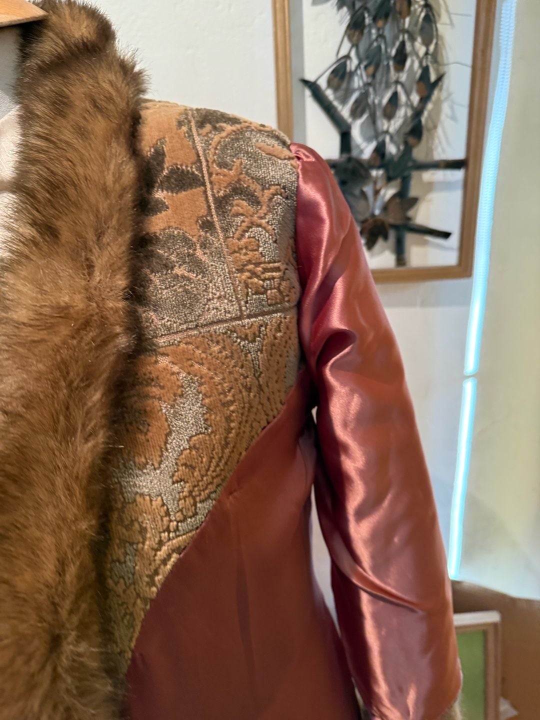 Penny Lane Vintage Faux Fur Coat with Jacquard Pattern and Fur Trim  Sz M Y2K Fairycore  20