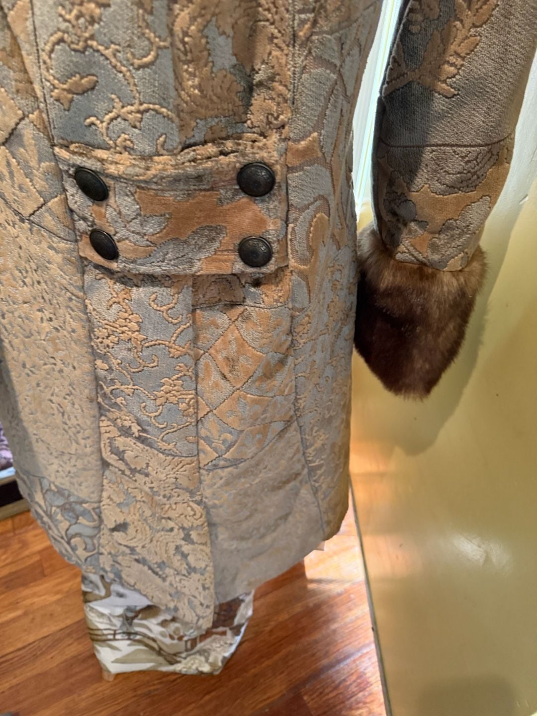 Penny Lane Vintage Faux Fur Coat with Jacquard Pattern and Fur Trim  Sz M Y2K Fairycore  22