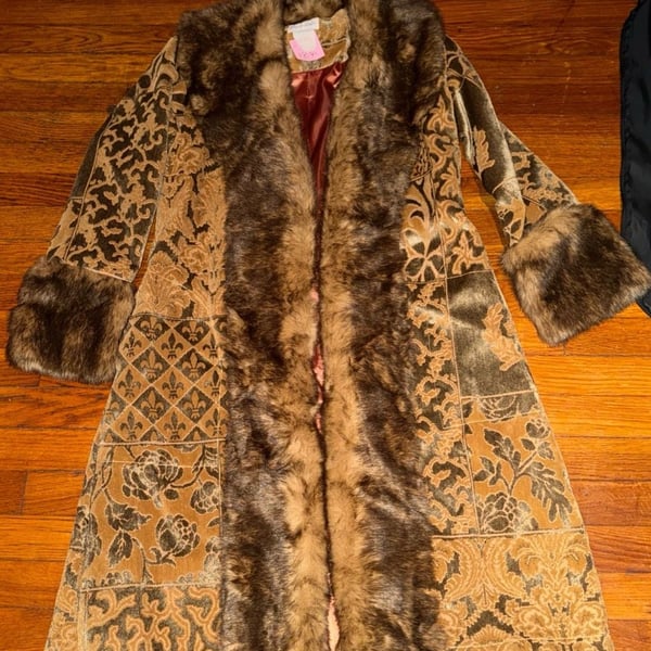 Penny Lane Vintage Faux Fur Coat with Jacquard Pattern and Fur Trim  Sz M Y2K Fairycore 