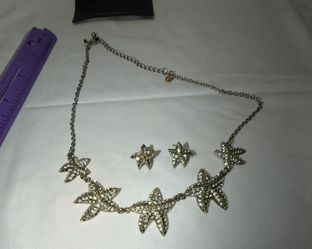 Traci Lynn Starfish Necklace & Earrings Set Gold Tone Crystal 4