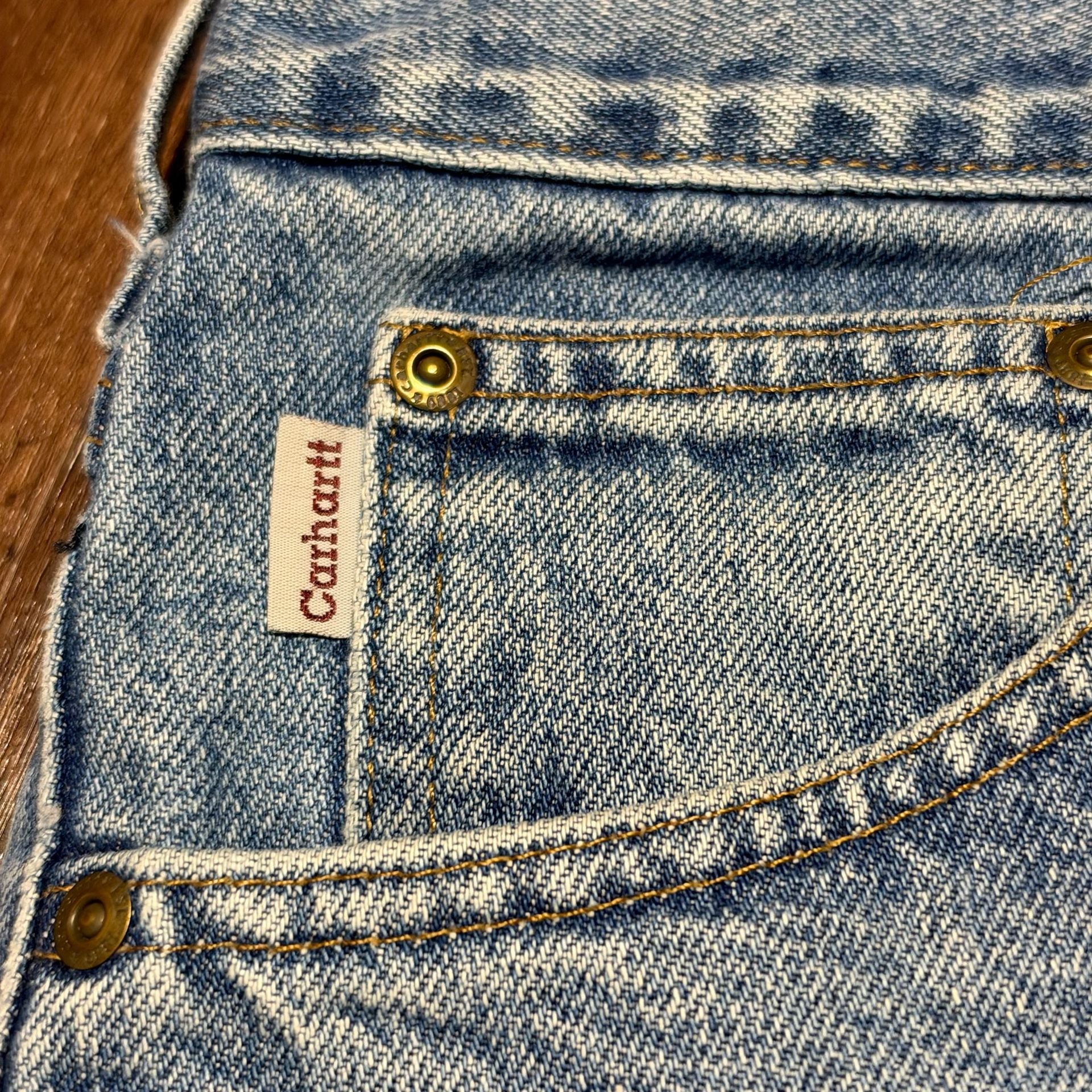 Essential Vintage Carhartt Relaxed Fit Jeans Size 40x32 Light Wash Denim 5