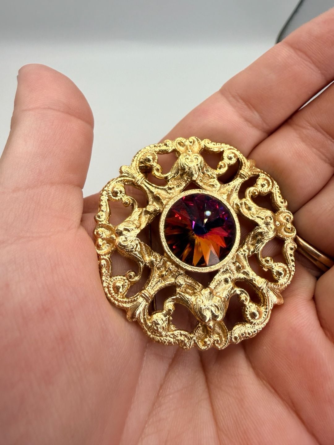 Vintage Gold Tone Watermelon AB Rivoli Crystal Brooch 7