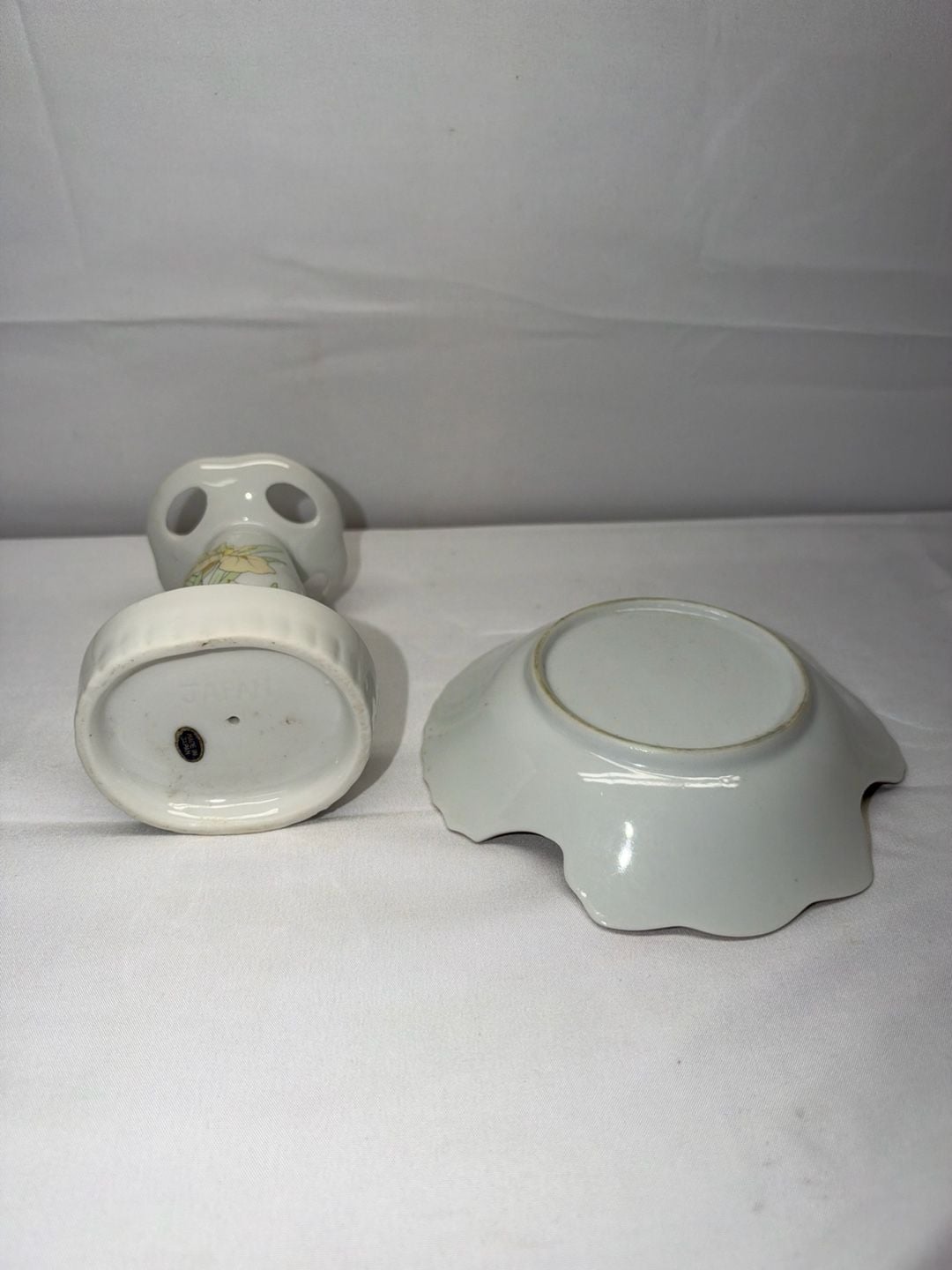 Cameron Japan Iris Butterfly Porcelain Toothbrush Holder & Dish Set 6