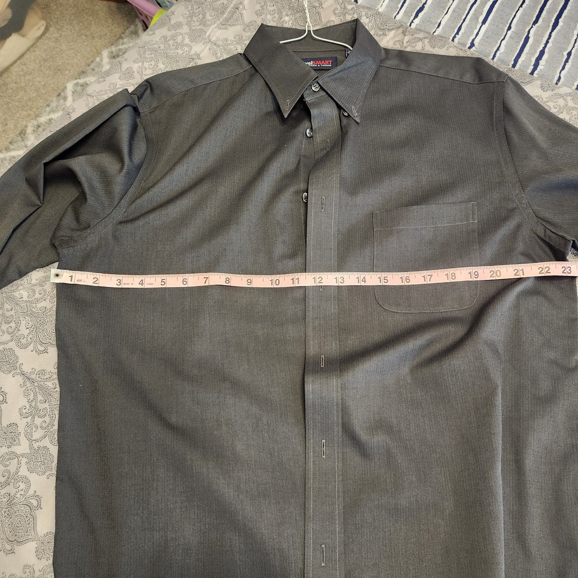 Bundle 2 Men's button up Size L Long Sleeve 8