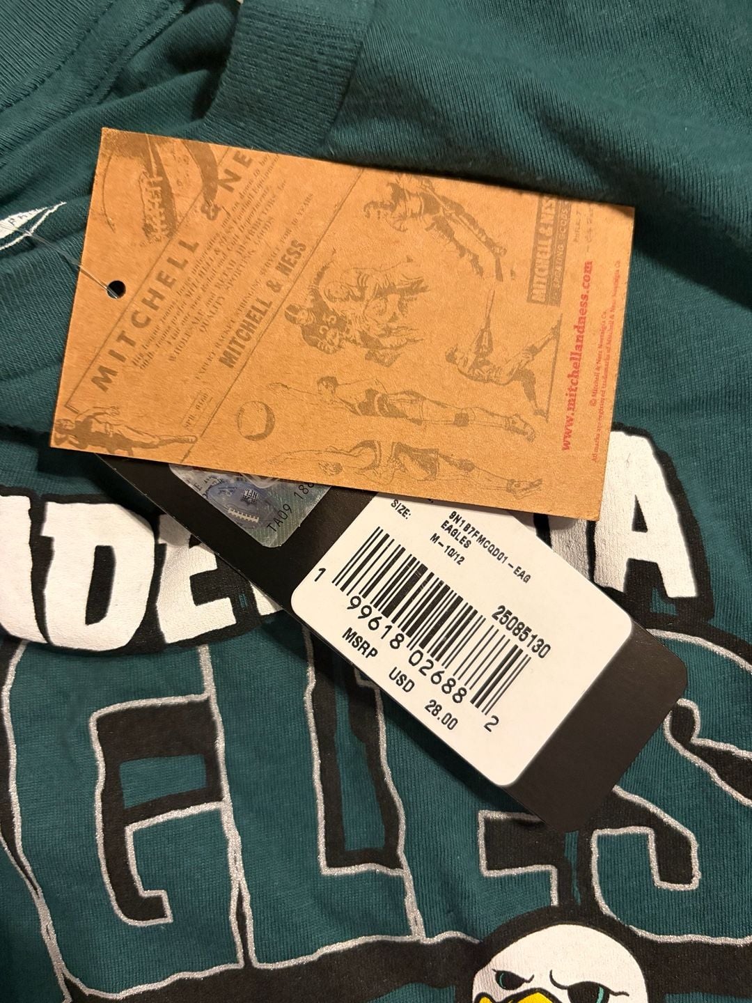Philadelphia Eagles youth graphic t-shirt Mitchell & Ness. 7