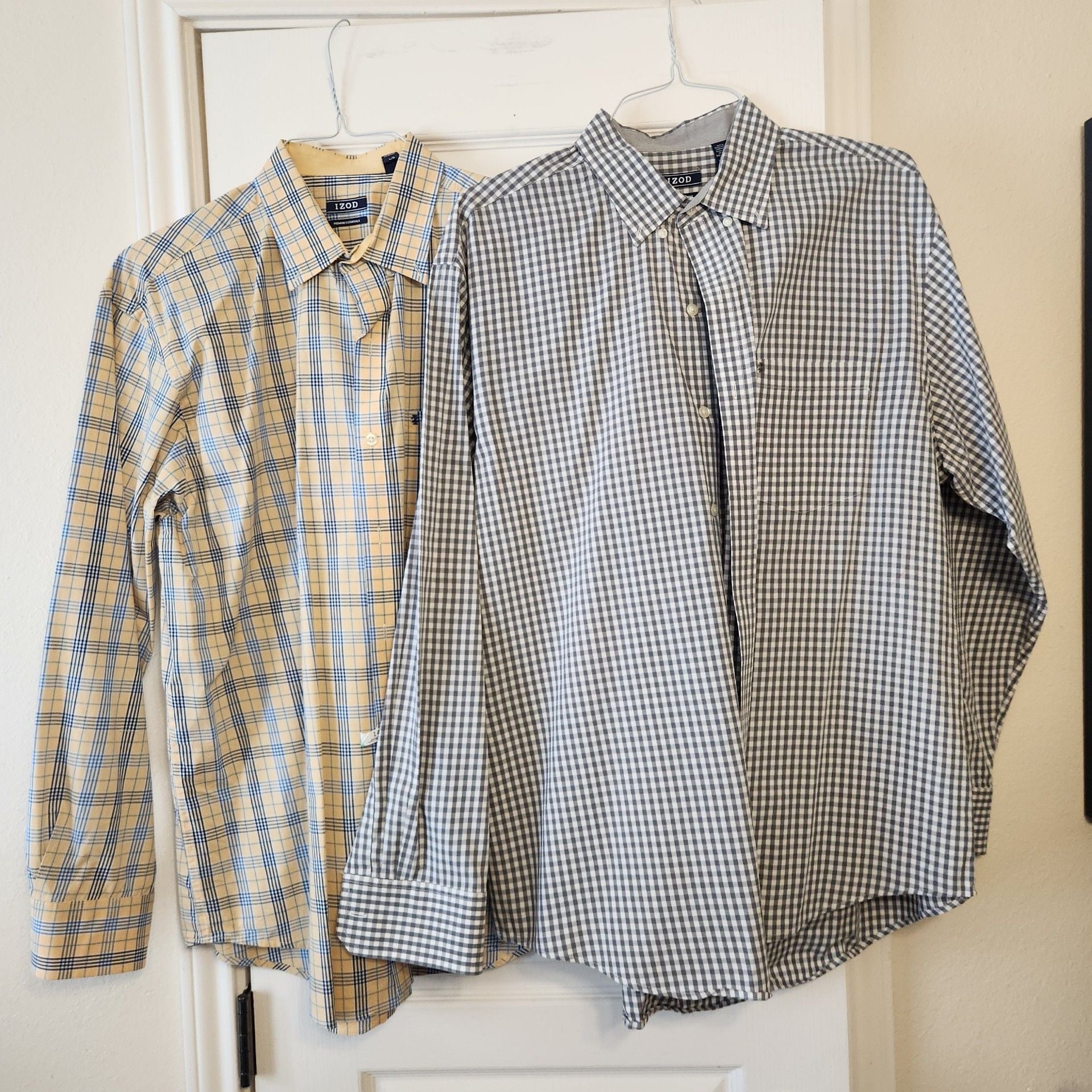 IZOD Premium Essentials Button Down Shirt Size L Lot of 2 1