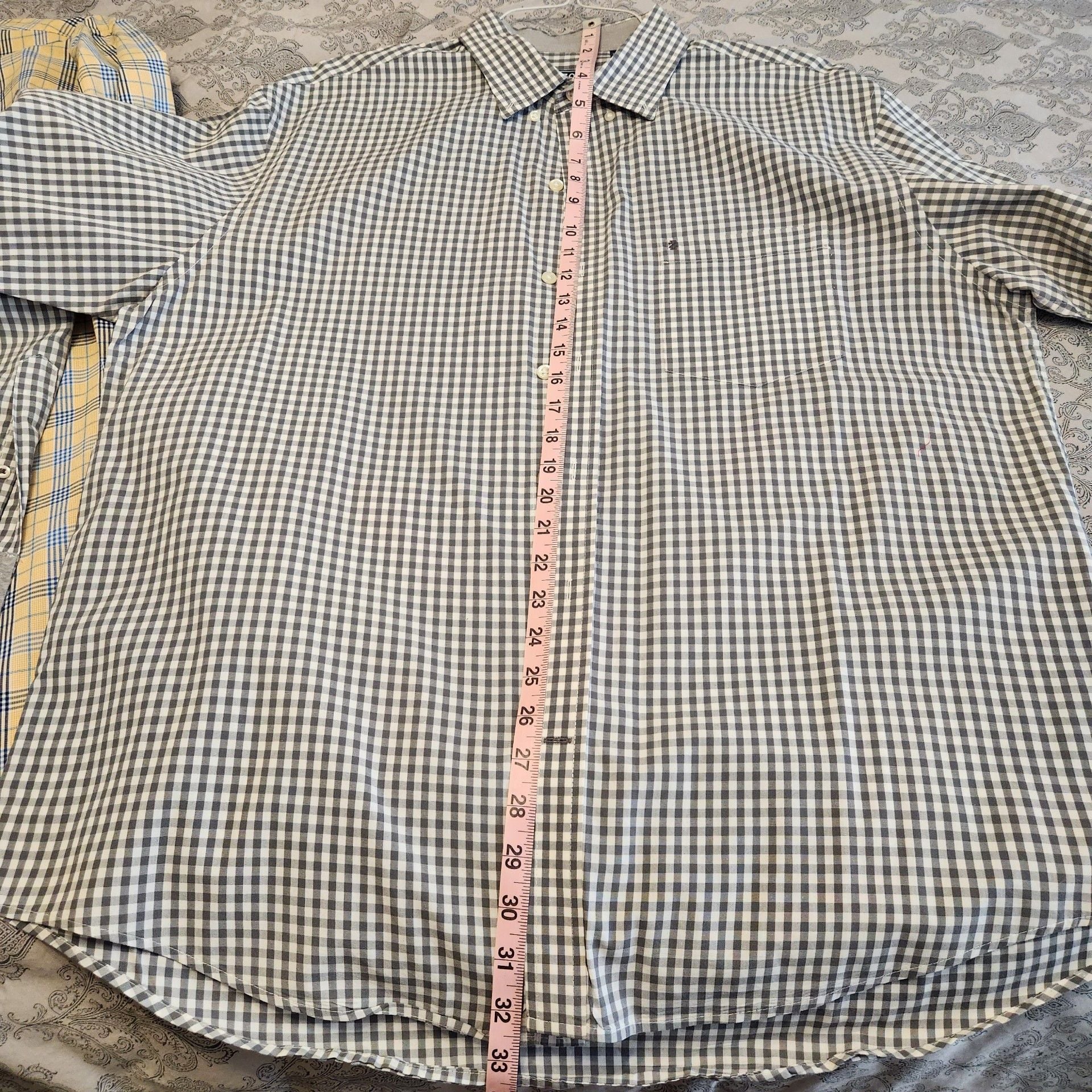 IZOD Premium Essentials Button Down Shirt Size L Lot of 2 8