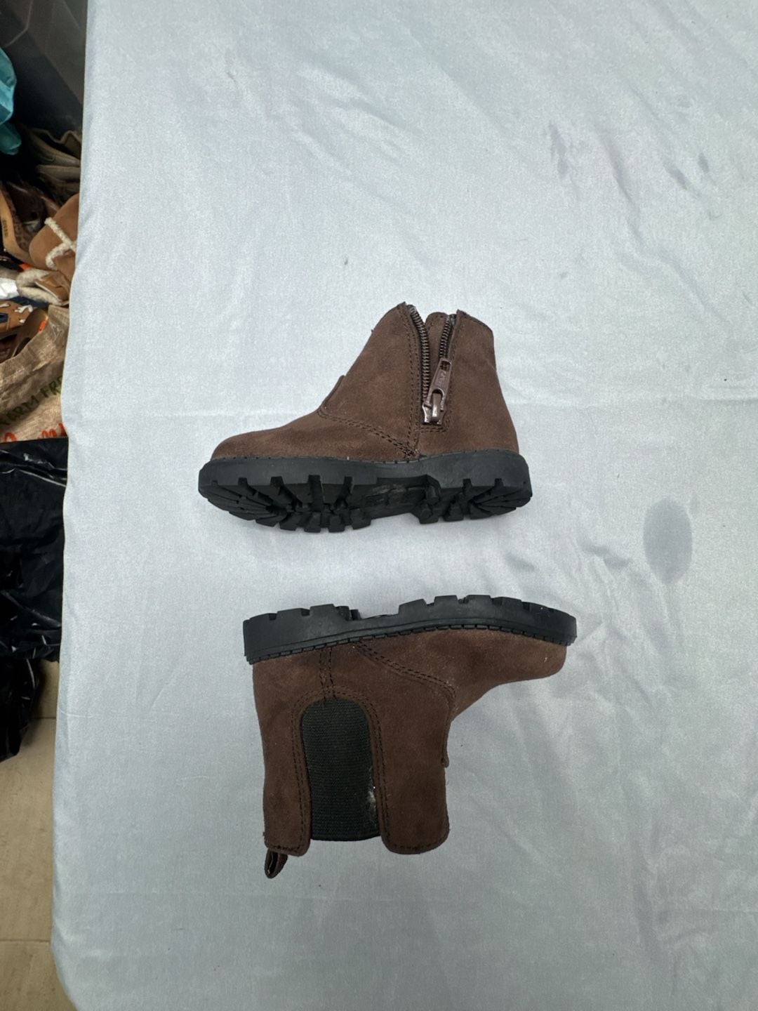Product thumbnail 4