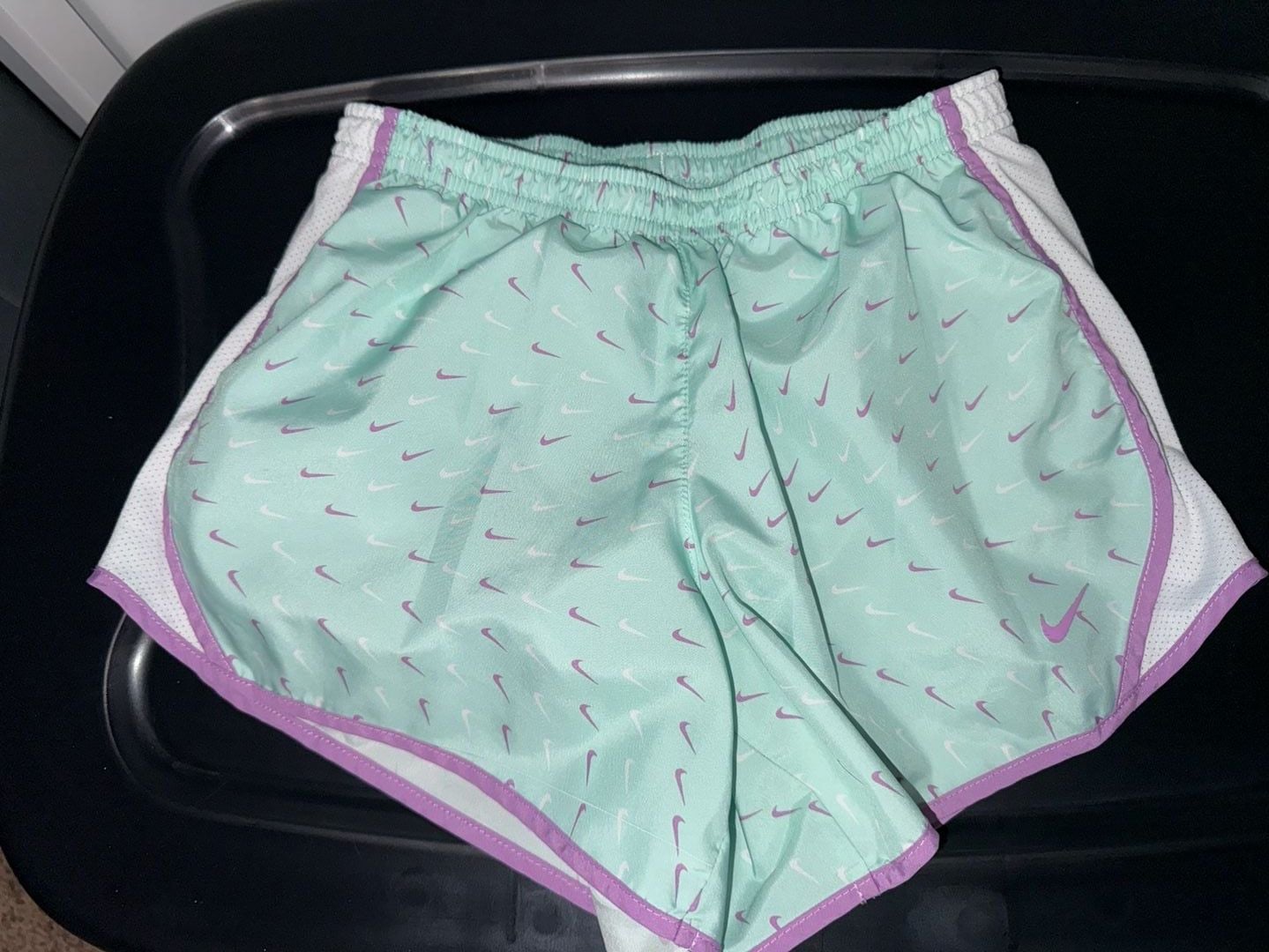 Kids Nike Dri-FIT Tempo Running Shorts Size L Mint Green Purple Swoosh Print 2
