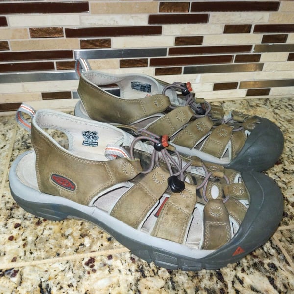 Keen Newport Leather Hiking Sport Sandals Size 6 Brown