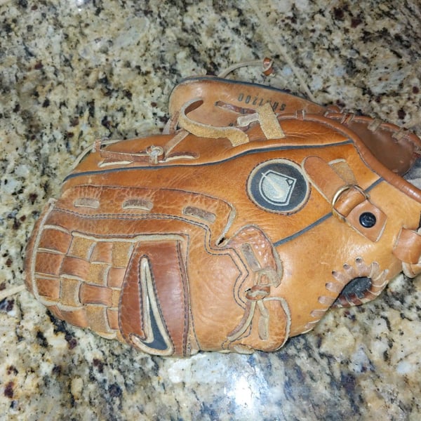 Nike Diamond Ready SDR1200 Baseball Glove Size 12 Tan Leather