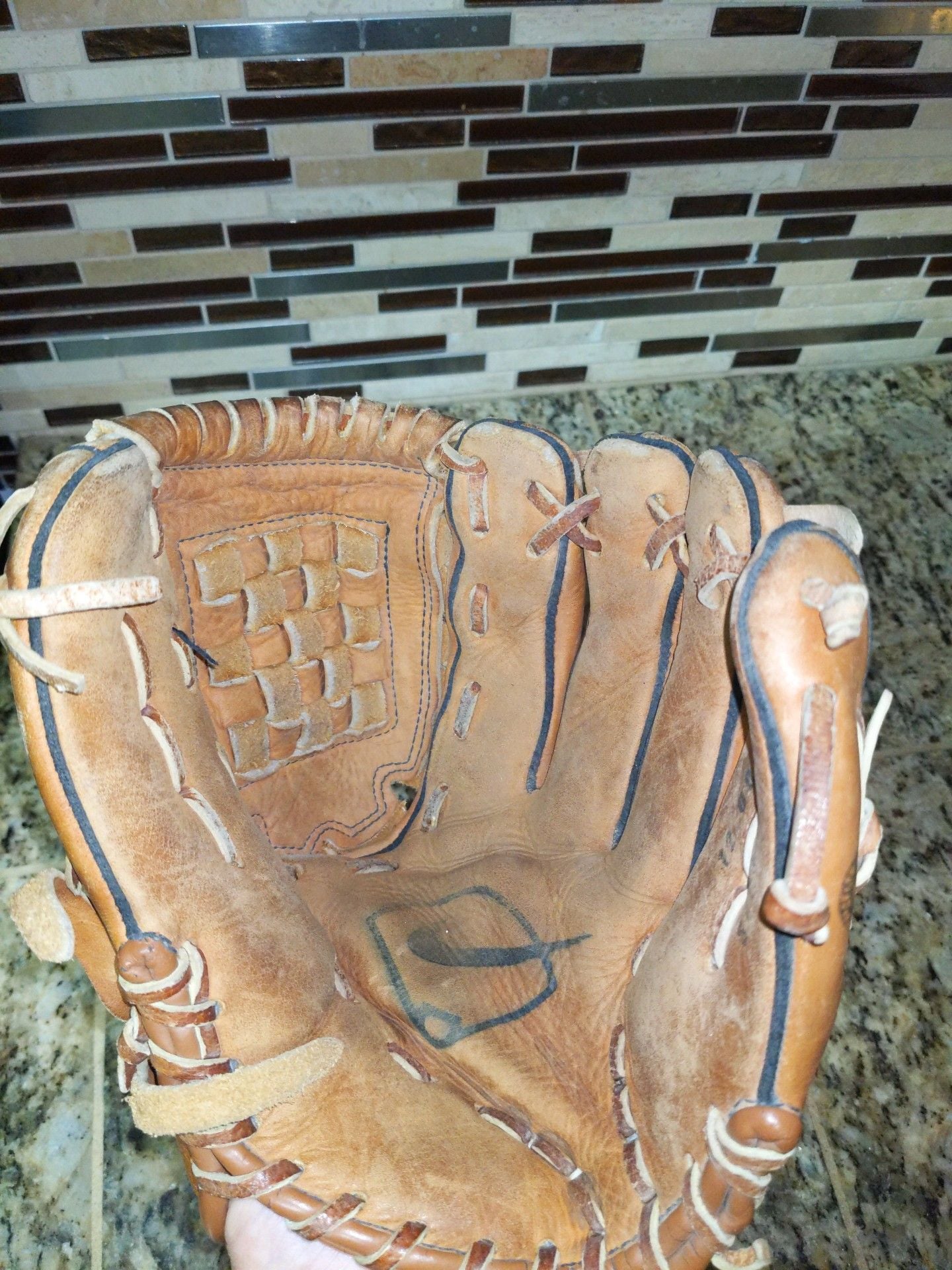 Nike Diamond Ready SDR1200 Baseball Glove Size 12 Tan Leather 9