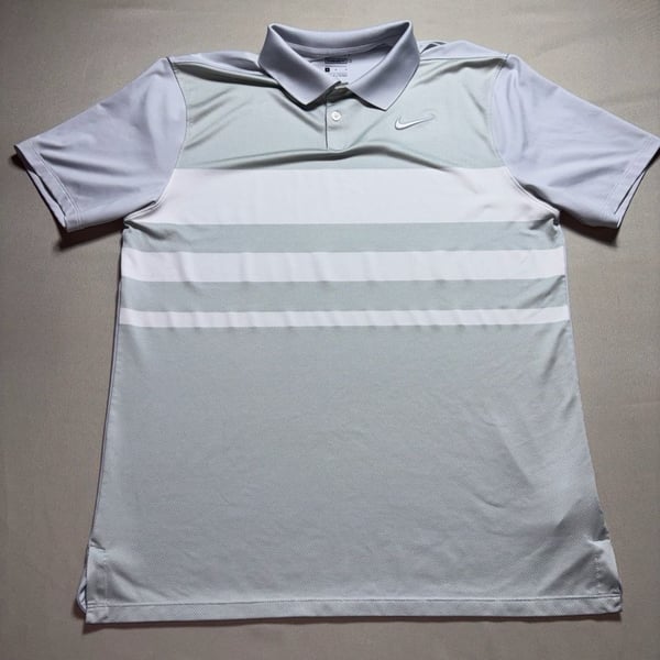 Nike Dri-Fit Standard Fit Golf Polo Shirt Size M Gray White Stripe