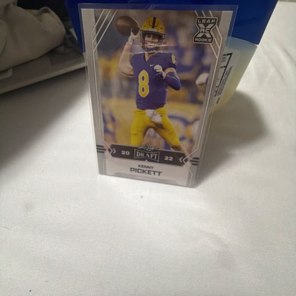 2022 Leaf Draft Kenny Pickett Rookie Card #09