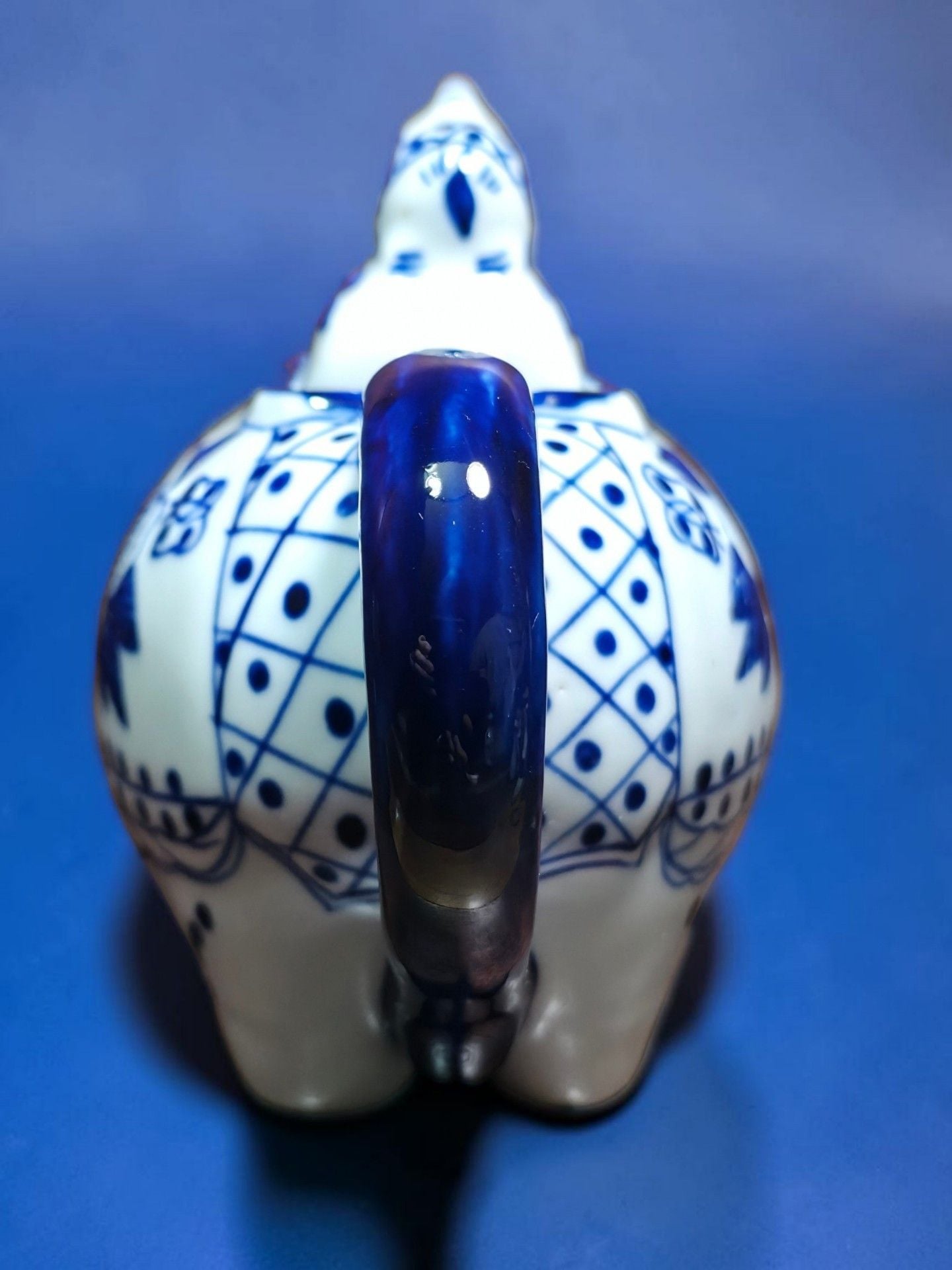 Blue and White Porcelain Elephant Teapot with Baby Elephant Lid 6