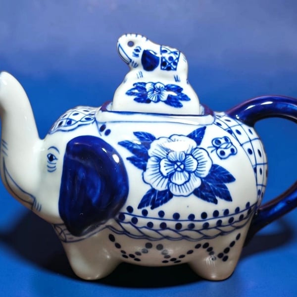 Blue and White Porcelain Elephant Teapot with Baby Elephant Lid