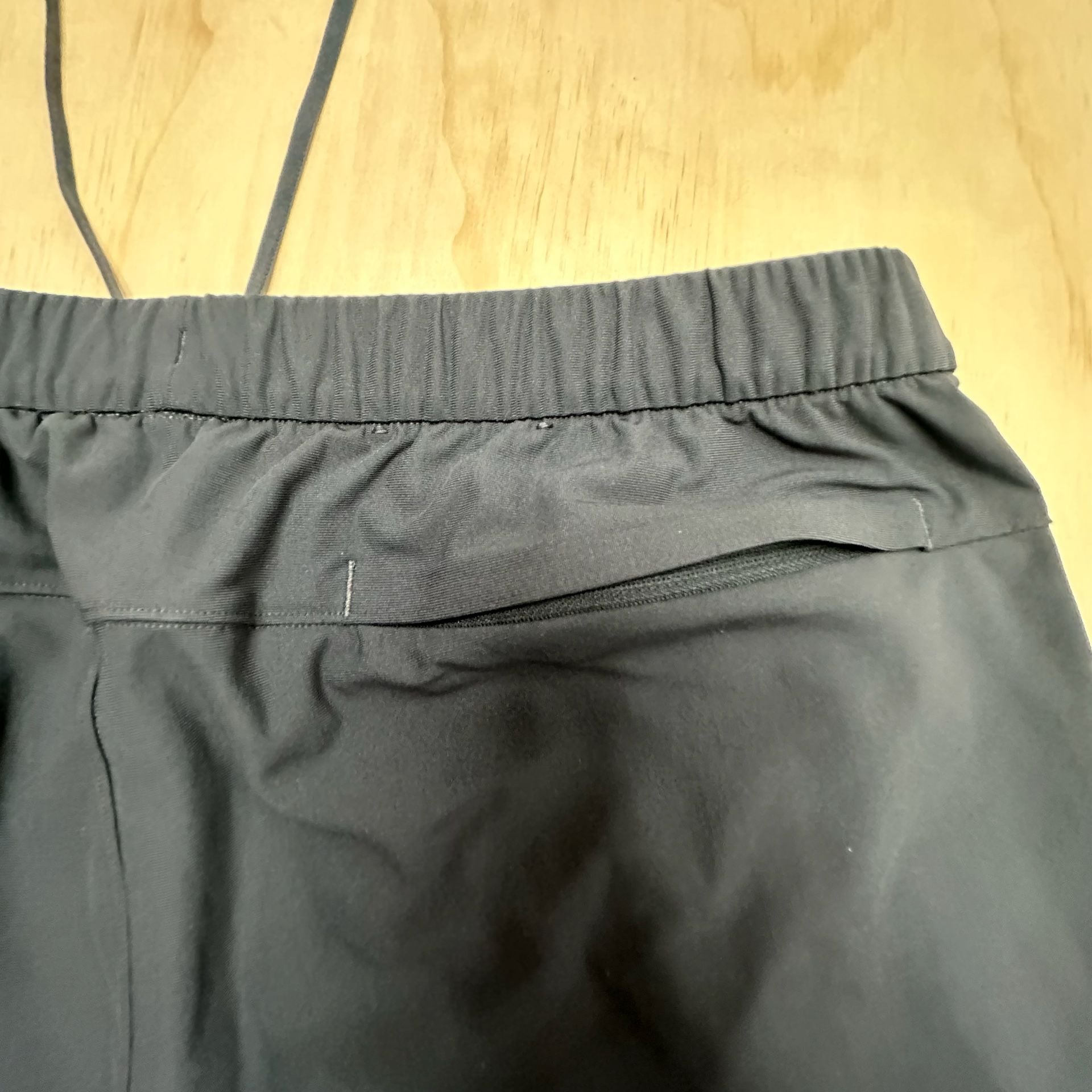 Lululemon Surge Jogger Size XL Charcoal Gray Active Pants 9