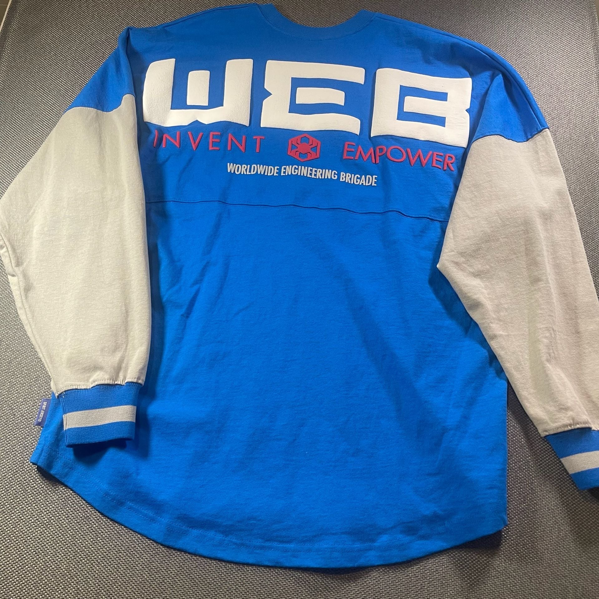 Product thumbnail 4