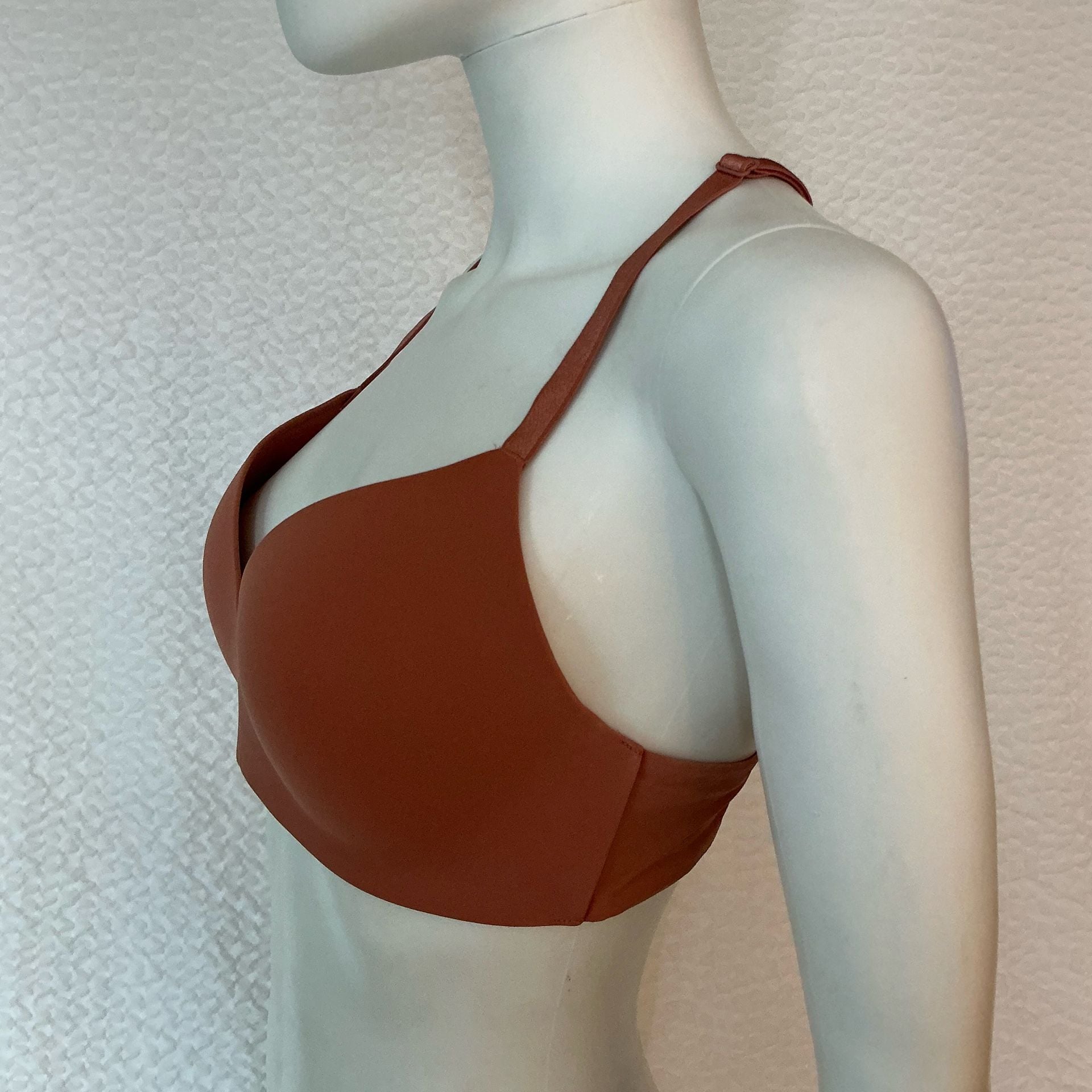 Victoria's Secret Wireless Bra Size 36C Rust Lightly Lined 4