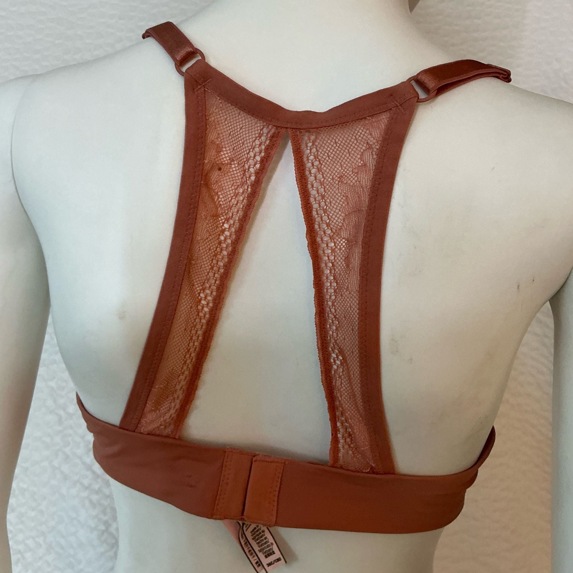 Victoria's Secret Wireless Bra Size 36C Rust Lightly Lined 5