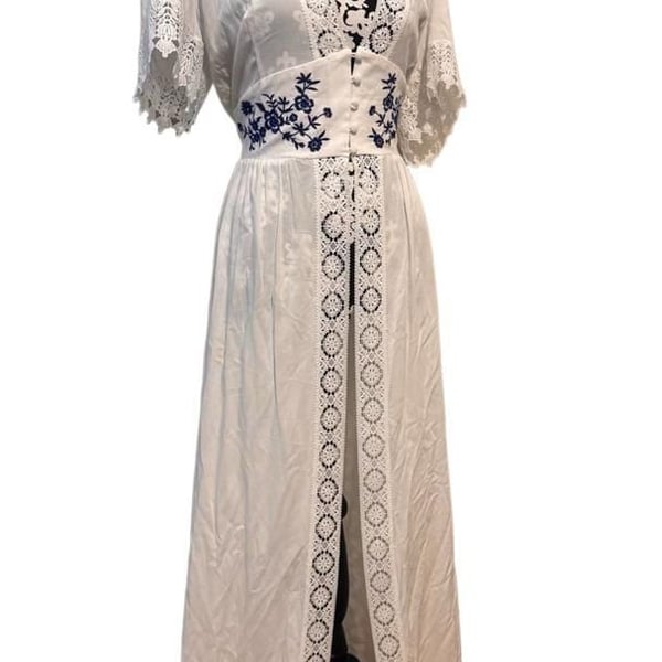 Katrina Embroidered Long Kimono