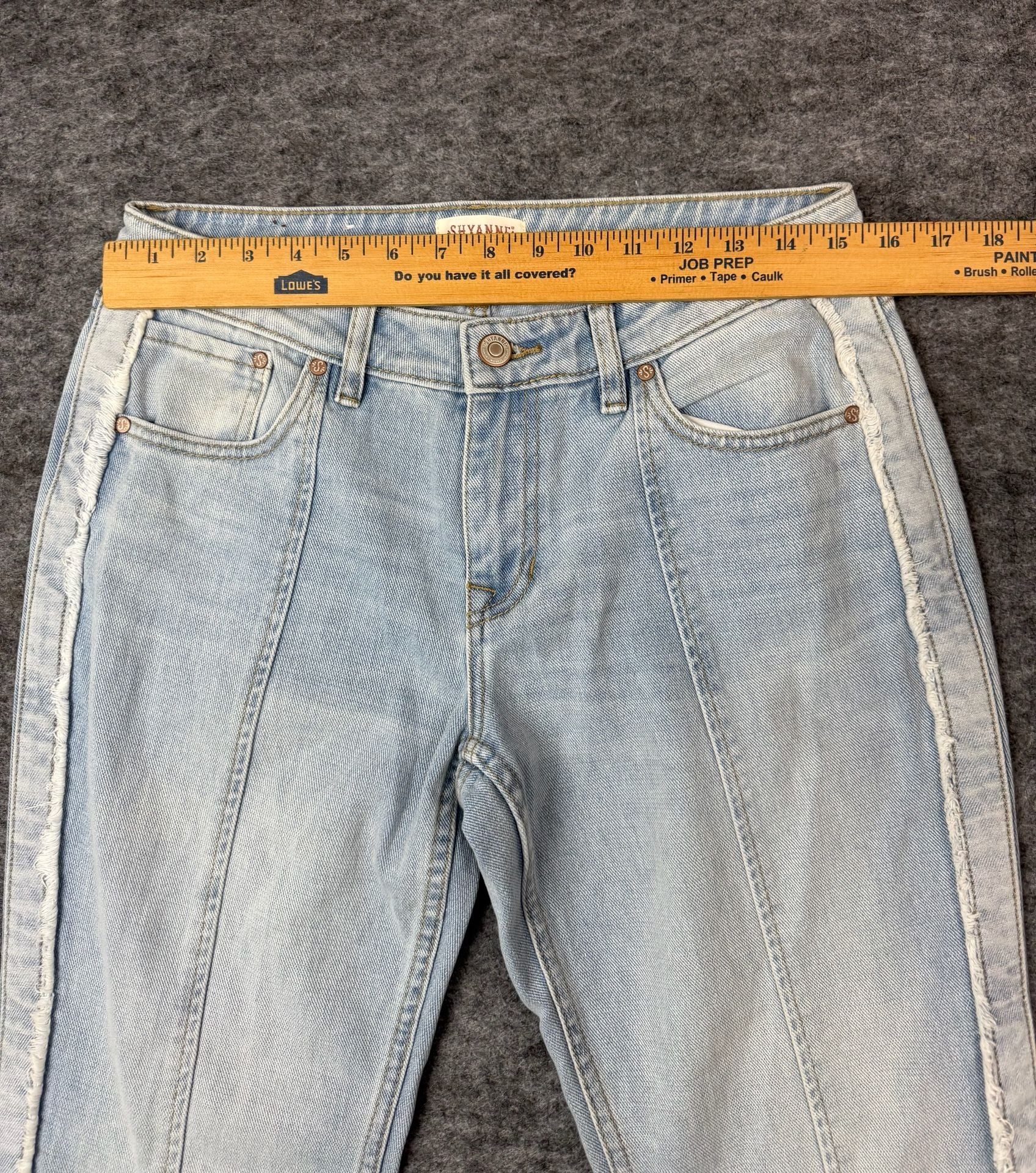 Shyanne Light Wash Flare Jeans Size 29x33 7