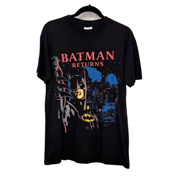 Vintage 90s 1991 Batman Returns Graphic T-Shirt...