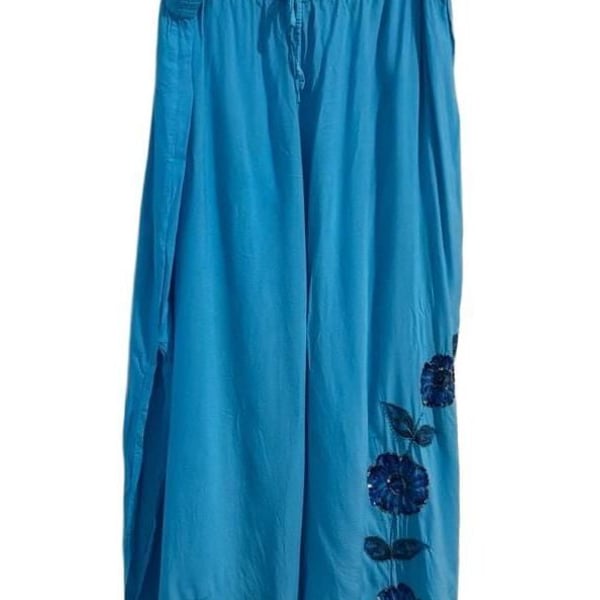baRocco Palazzo Pants Size 06-200 Blue Viscose Floral Embellished