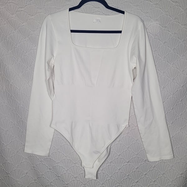 QQQ White Square Neck Long Sleeve Bodysuit Size XL