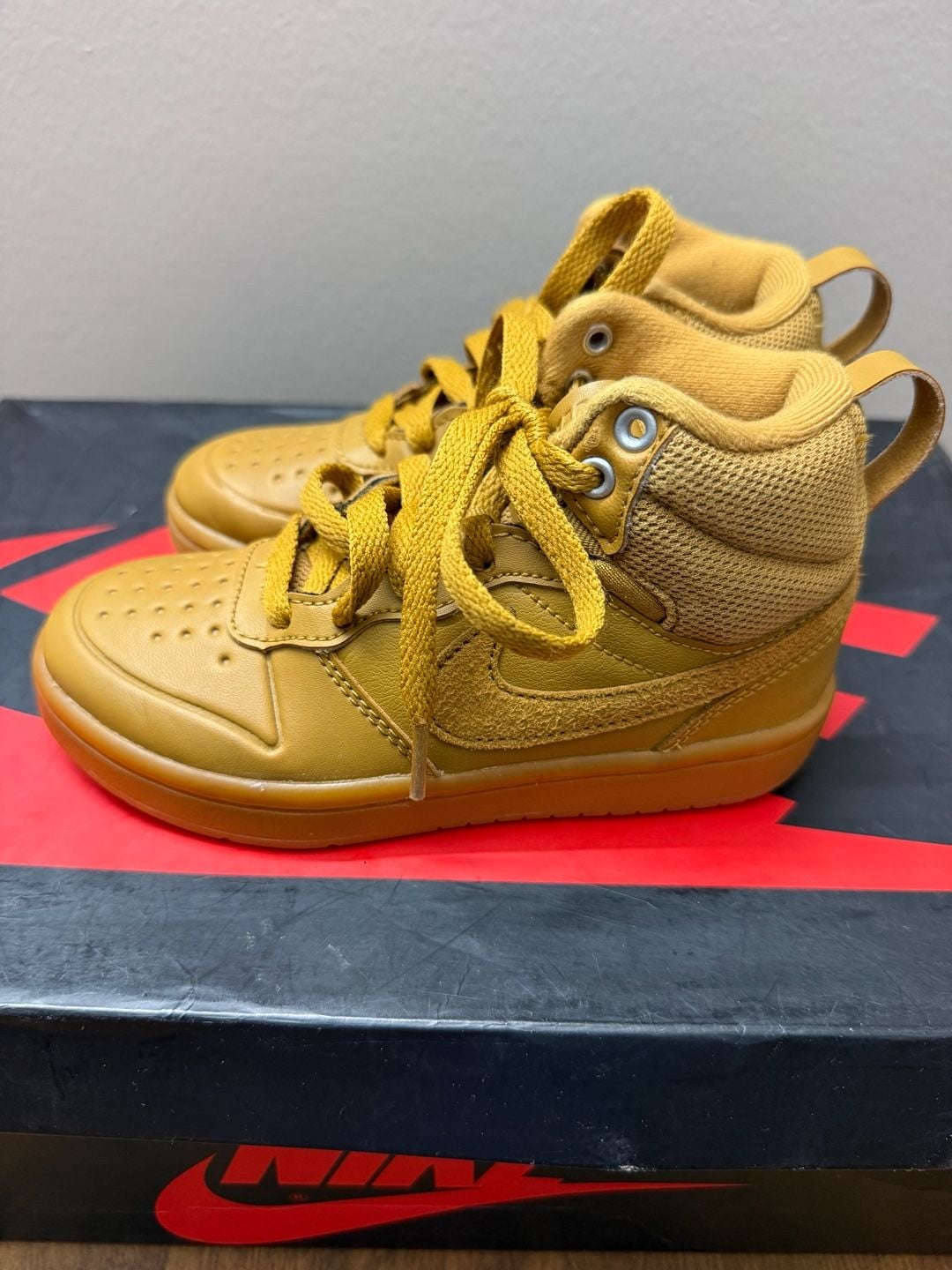 Nike Court Legacy 2.0 Size 10.5C toddler Yellow Leather High Top Sneakers 2