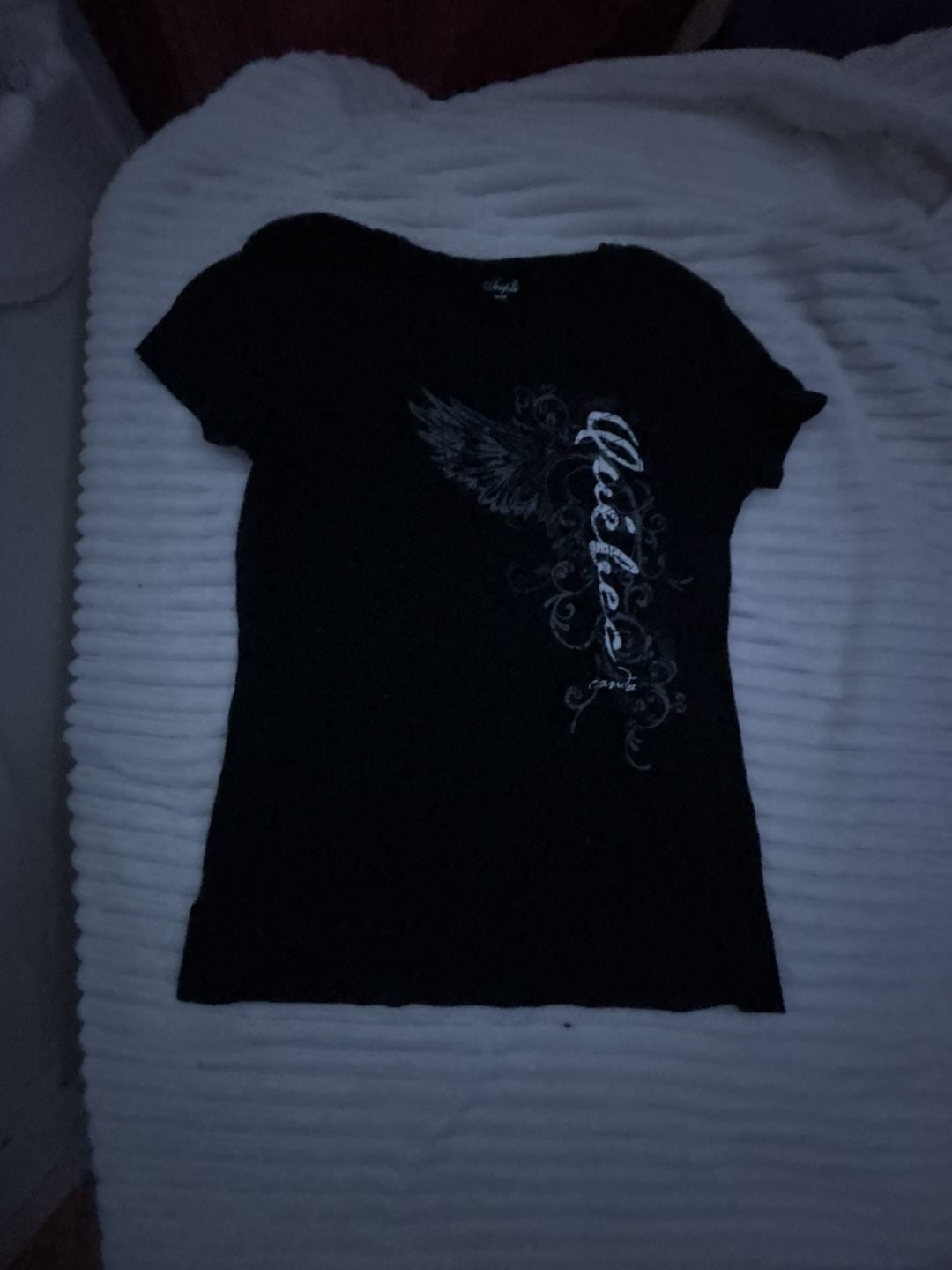 TeePee Graphic T-Shirt Size M Black Y2K Wings Scroll 2