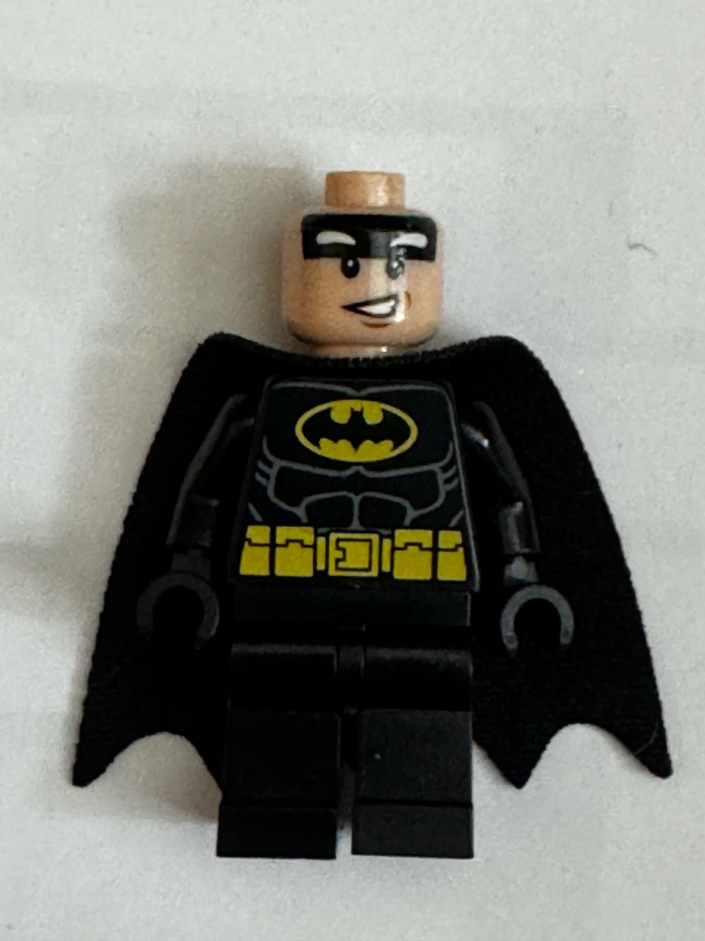 LEGO Batman Movie Minifigure Lot - Batman with Grapple Gun & King Tut w/ Staff 9