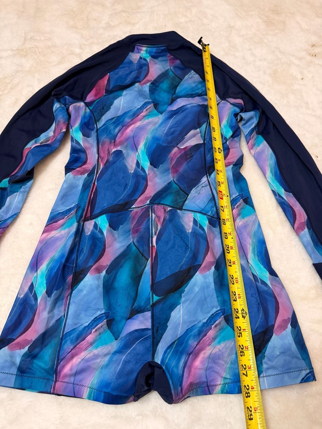 Athleta Modern Coverage Printed Long Sleeve One Piece Swimsuit Size M Navy Blue 8