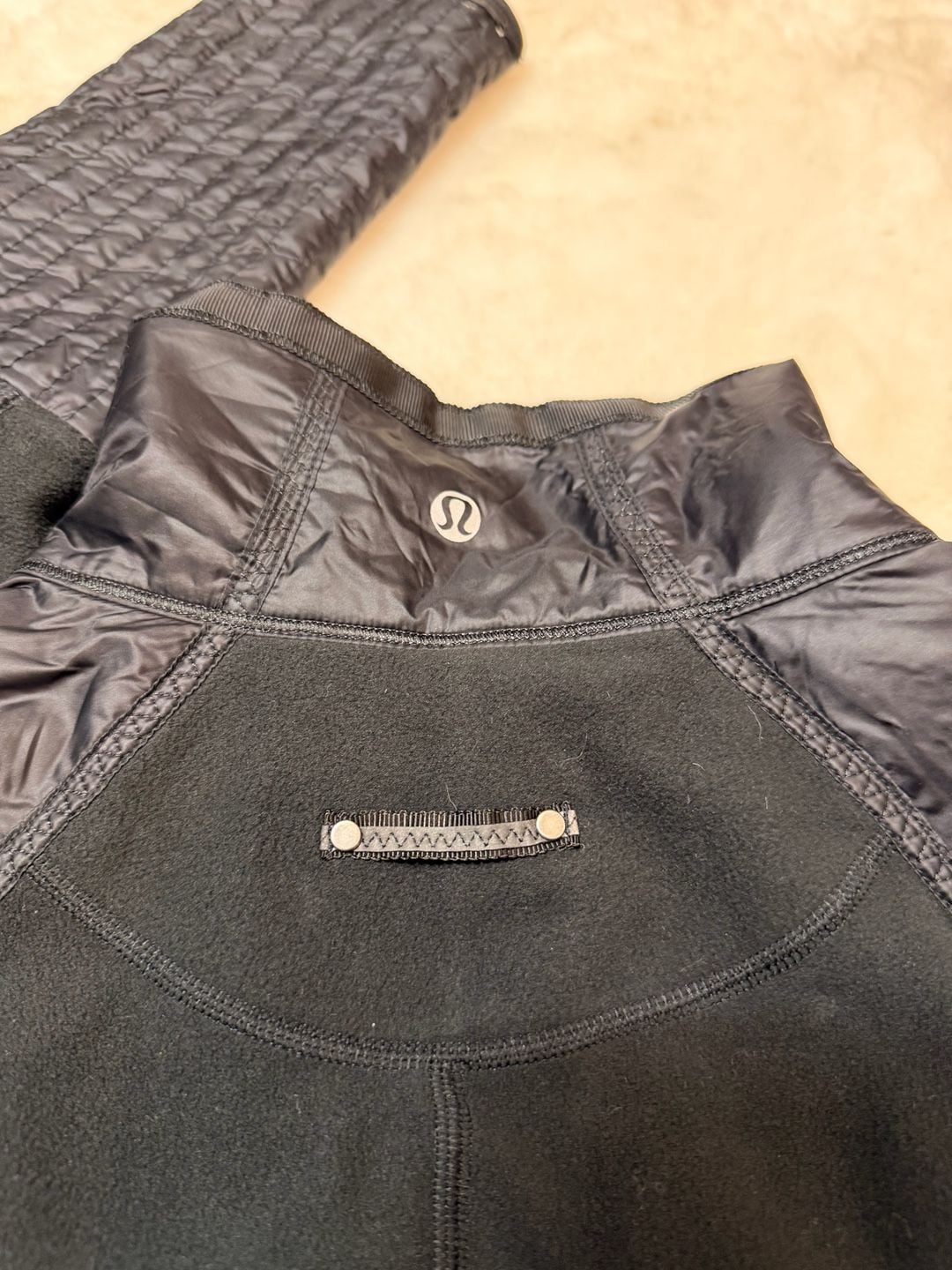 Lululemon Black Bundle Up Jacket Fleece Zip Jacket Size 8 Goose Down Filled 11