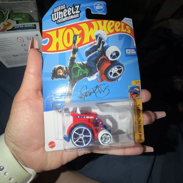 Hot Wheels Aaron Wheelz Fotheringham Wheelie Chair 64/250