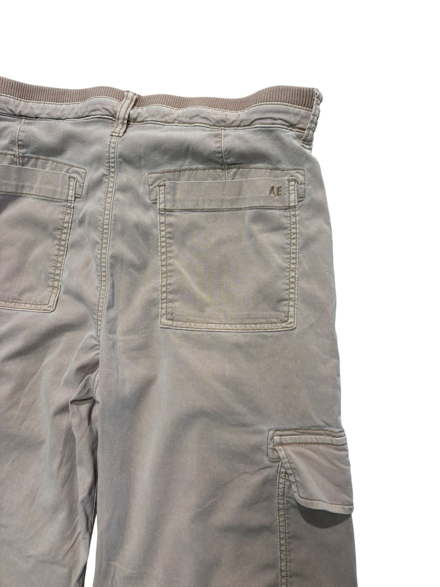 American Eagle Outfitters Cargo Pants Khaki Utility Y2K Wide Leg Size 6 6
