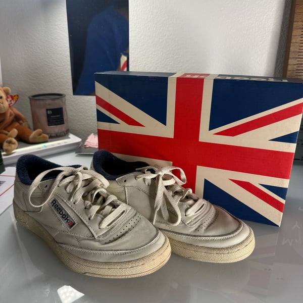 Reebok Club C 85 Size 7 Vintage Chalk White Sneakers With Box