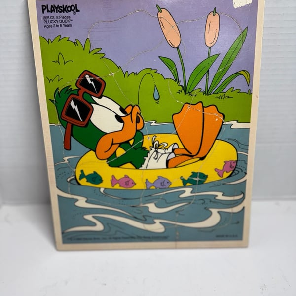 Playskool Plucky Duck 205-03 Wooden Inlay Puzzle 8 Pieces Tiny Toons