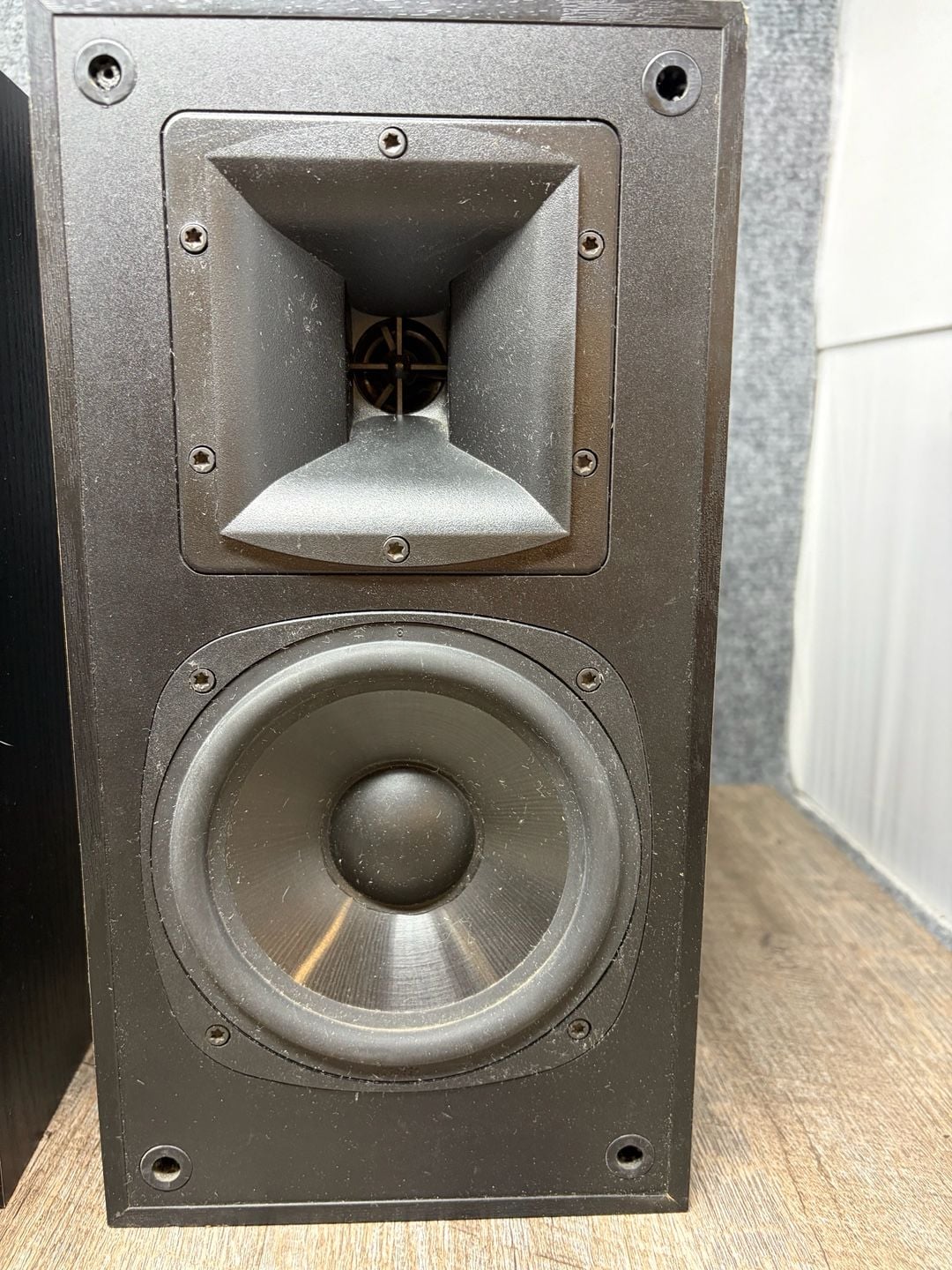 KLIPSCH SYNERGY SB-1 BOOKSHELF SPEAKERS BLACK PAIR 8-OHMS 75 WATTS TESTED WORKS 2