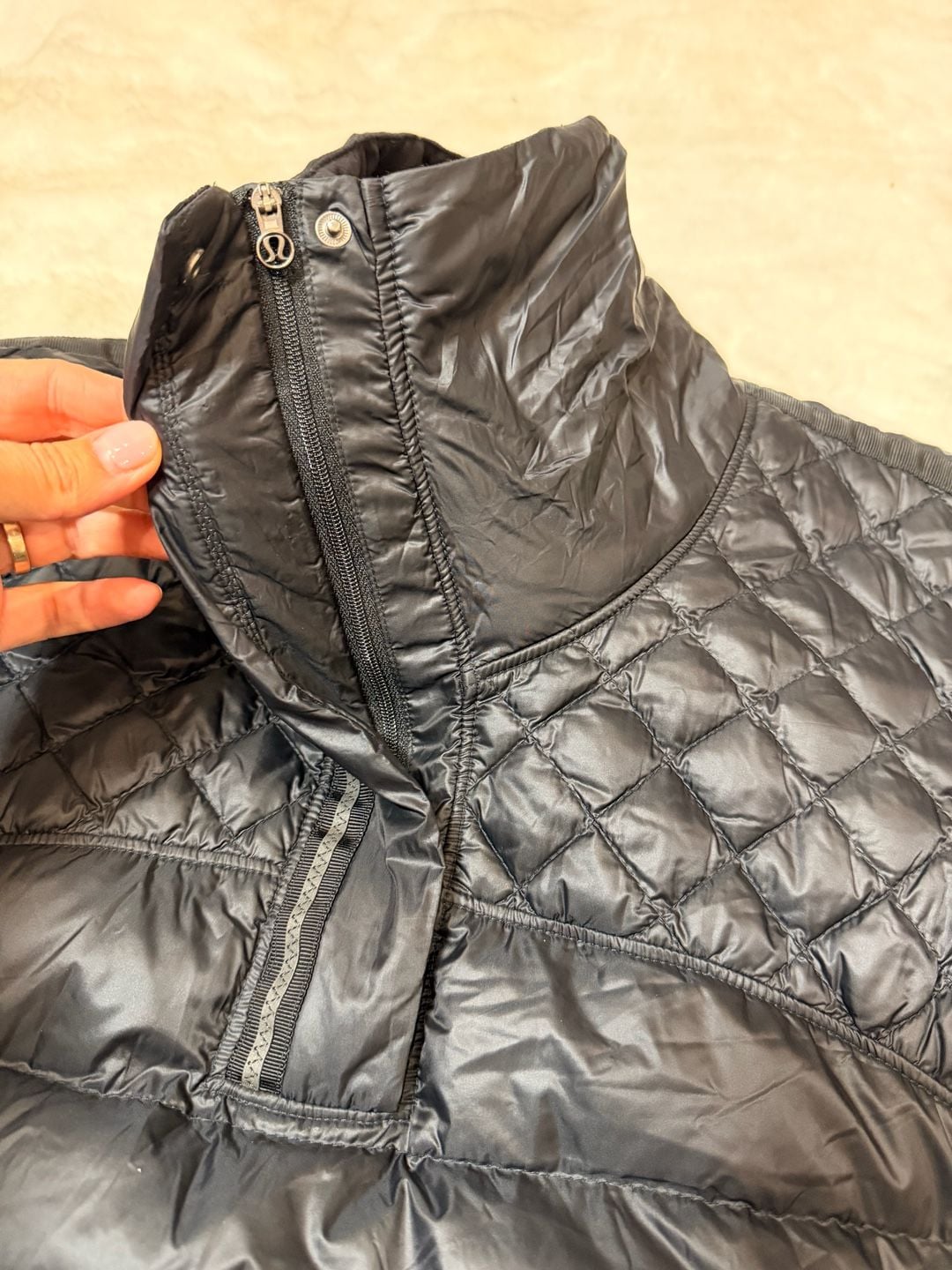 Lululemon What The Fluff Puffer Jacket Size 8 Black Goose Down Fill 4