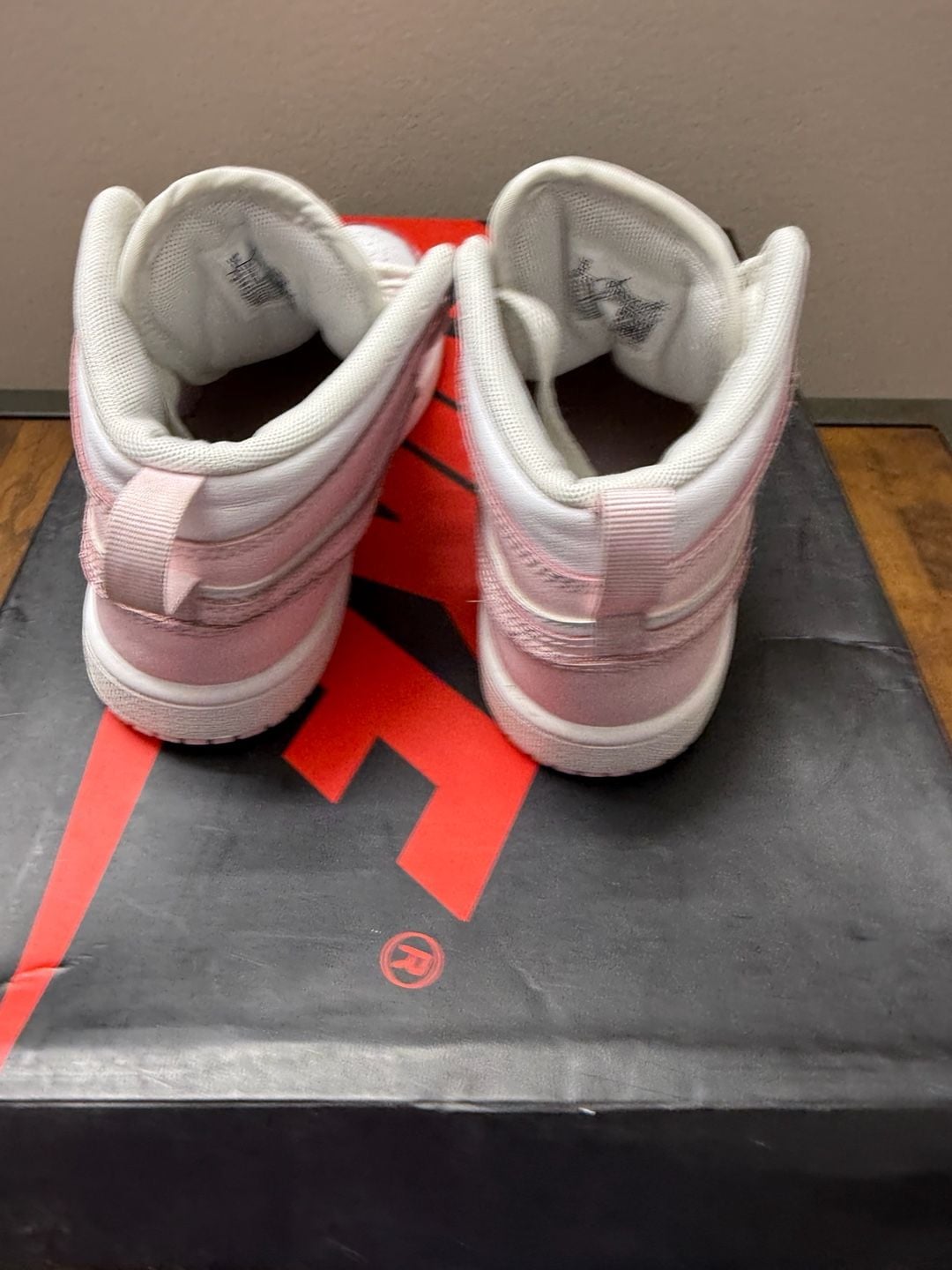 Nike Jordan 1 Mid Pink Foam White Fire Red Little Kids Shoes 5