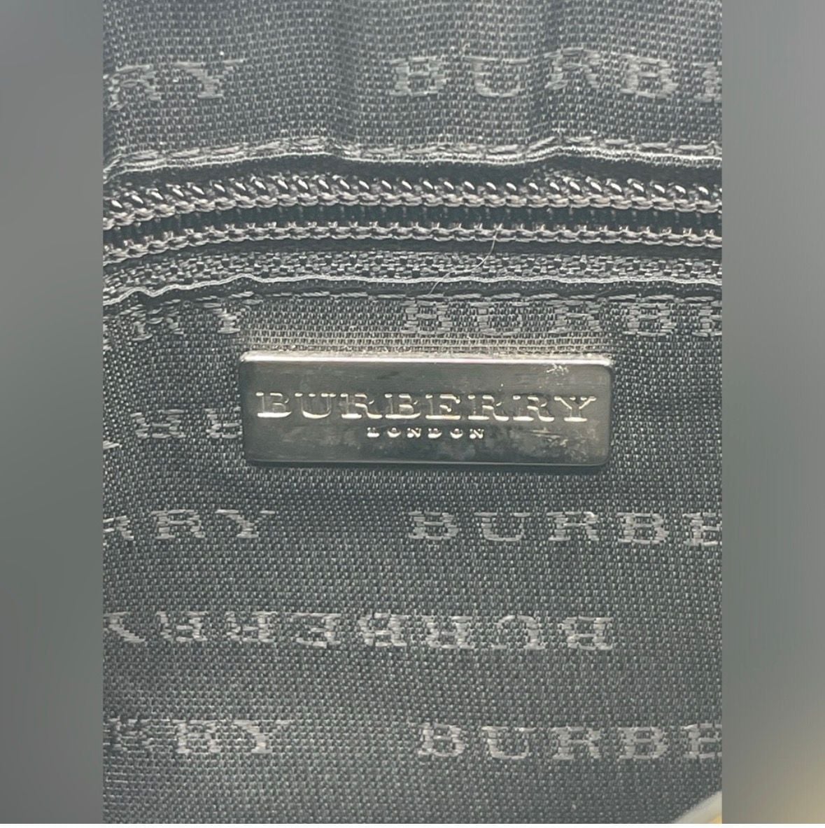 Burberry London Nova Check Snakeskin Shoulder Bag Vintage Y2K Dust Bag 9