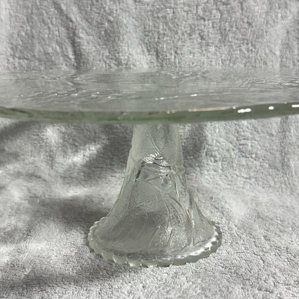Indiana Glass Harvest Grape Pedestal Cake Stand 12 In